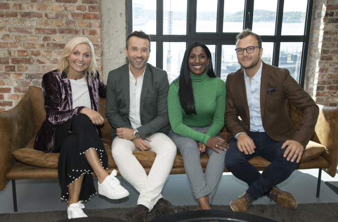 <strong>SAMLET:</strong> Her er alle «God Morgen Norge»-programlederne samlet i 2017. F.v Vår Staude, Peter Bubresko, Siri Avlesen-Østli og Espen Fiveland. Foto: Morten Eik <strong>SAMLET:</strong> Her er alle «God Morgen Norge»-programlederne samlet i 2017. F.v Vår Staude, Peter Bubresko, Siri Avlesen-Østli og Espen Fiveland. Foto: Morten Eik