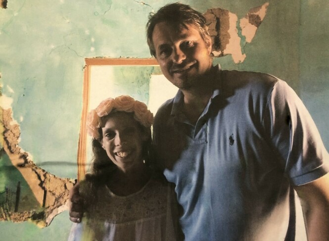 BEUNDRING: Lene Marie tok kontakt med fotograf Espen Wallin for å få vurdert portrettene sine. Det skulle bli starten på et sterkt og minnerikt samarbeid. FOTO: Speranza Film/Norsk Filmdistribusjon BEUNDRING: Lene Marie tok kontakt med fotograf Espen Wallin for å få vurdert portrettene sine. Det skulle bli starten på et sterkt og minnerikt samarbeid. FOTO: Speranza Film/Norsk Filmdistribusjon