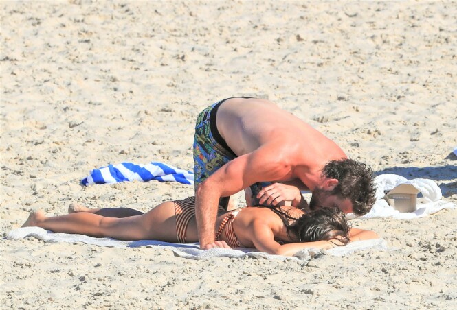 NY FLAMME: Liam Hemsworth har den siste tiden blitt koblet til modellen Gabriella Brooks. Foto: Splash News / NTB Scanpix NY FLAMME: Liam Hemsworth har den siste tiden blitt koblet til modellen Gabriella Brooks. Foto: Splash News / NTB Scanpix
