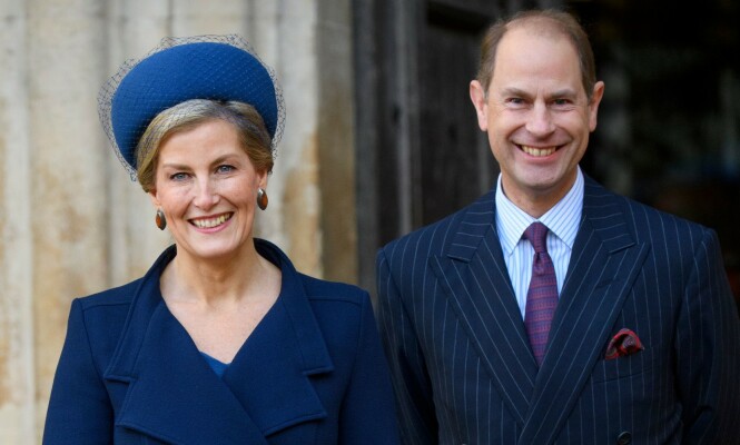 GOD KANDIDAT: Kongehusekspert Phil Dampier peker på Sophie, grevinne av Wessex, som en kandidat til å fylle Meghan og Harrys fotspor. Her med ektemannen prins Edward. Foto: NTB scanpix GOD KANDIDAT: Kongehusekspert Phil Dampier peker på Sophie, grevinne av Wessex, som en kandidat til å fylle Meghan og Harrys fotspor. Her med ektemannen prins Edward. Foto: NTB scanpix