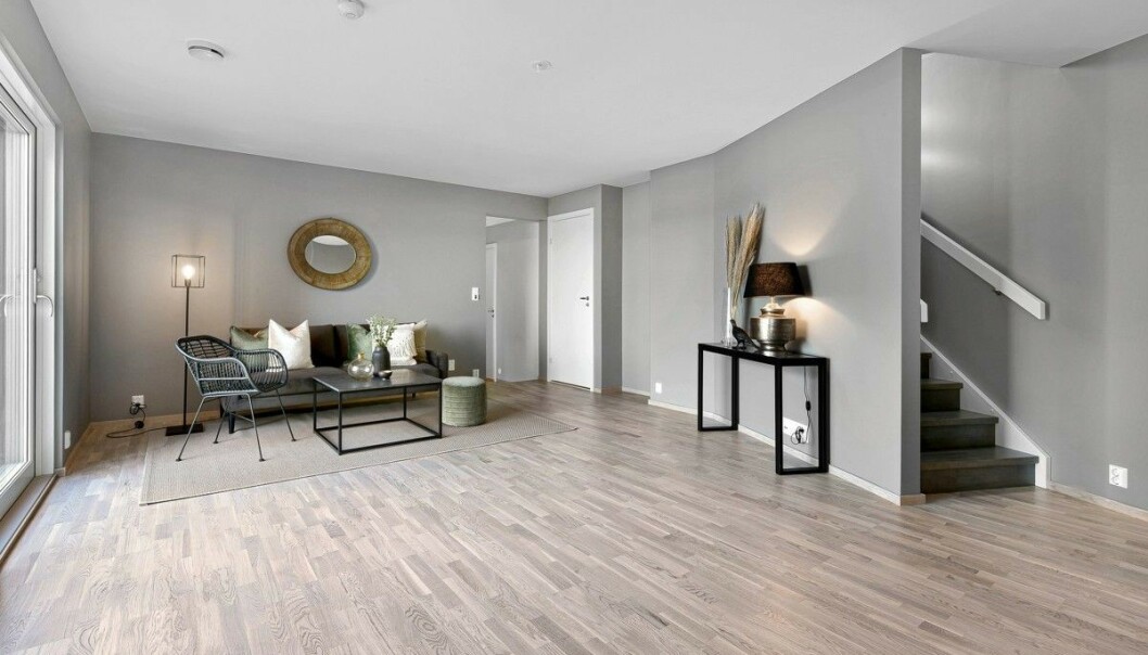 STOR PLASS: Boligen har to etasjer og mer enn nok plass å boltre seg på. Foto: Per A. Andresen STOR PLASS: Boligen har to etasjer og mer enn nok plass å boltre seg på. Foto: Per A. Andresen