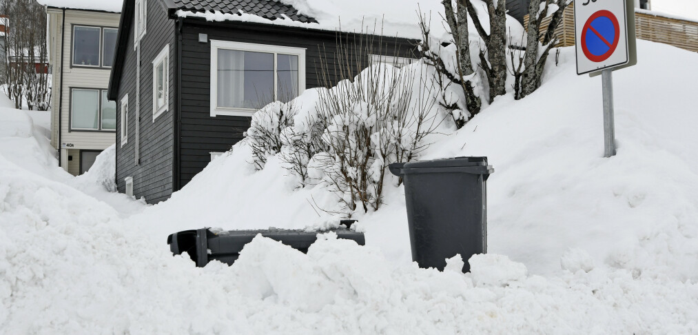 Farevarsel: Mye snø over store deler av landet Farevarsel: Mye snø over store deler av landet