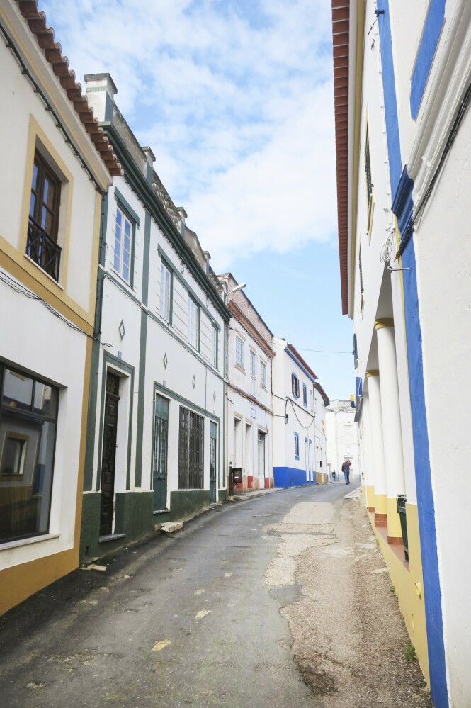 Byen Évora er blant annet kjent for sine trange og koselige gater. FOTO: Karna Bunk-Jensen Byen Évora er blant annet kjent for sine trange og koselige gater. FOTO: Karna Bunk-Jensen