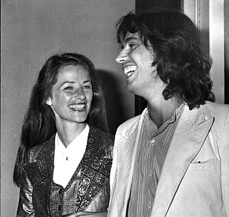 UTRO: Rampling og den franske musikeren Jean Michel Jarré holdt sammen i 20 år, og fikk en sønn. Forholdet endte i bitterhet over hans utroskap. (Foto: NTB Scanpix) UTRO: Rampling og den franske musikeren Jean Michel Jarré holdt sammen i 20 år, og fikk en sønn. Forholdet endte i bitterhet over hans utroskap. (Foto: NTB Scanpix)