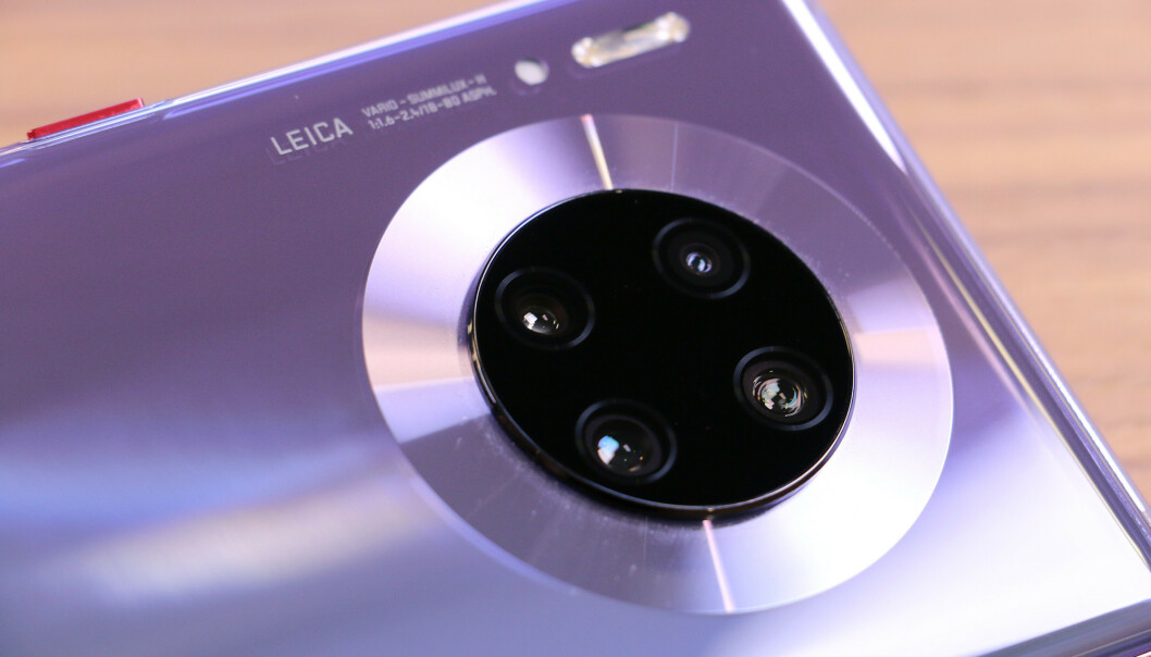 <strong>ORIGINALEN:</strong> Slik ser Huaweis utgave av Mate 30 Pro ut på baksiden. Foto: Kirsti Østvang <strong>ORIGINALEN:</strong> Slik ser Huaweis utgave av Mate 30 Pro ut på baksiden. Foto: Kirsti Østvang
