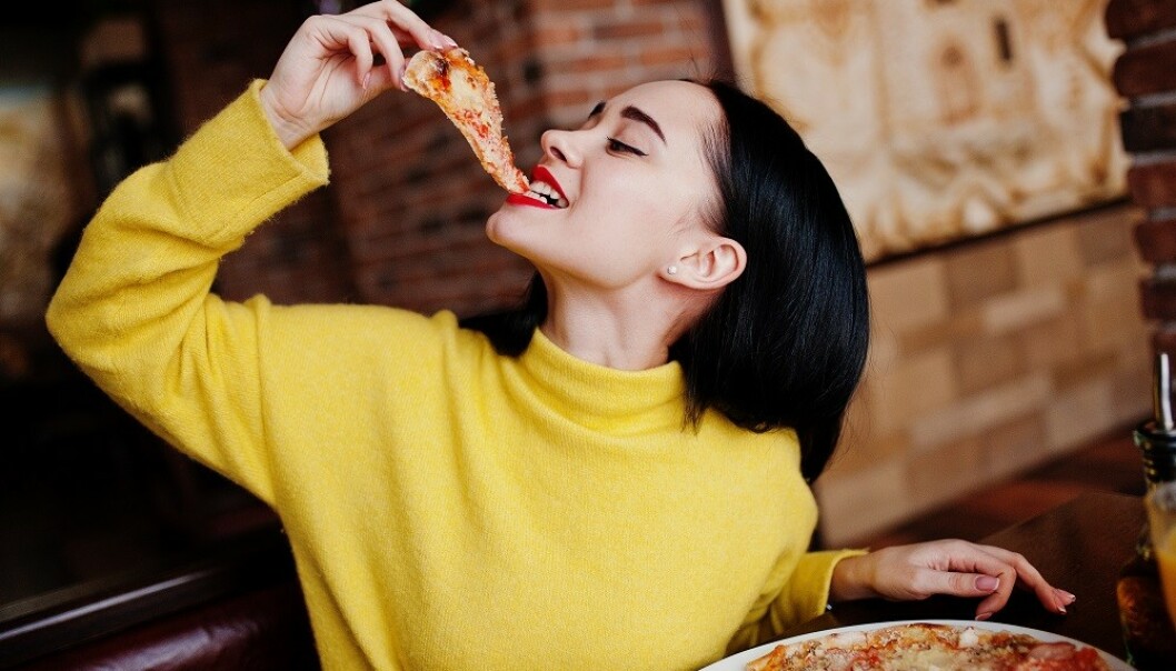 USUNN MAT: Vi spiser ofte junk food raskere enn sunn mat. FOTO: NTB Scanpix USUNN MAT: Vi spiser ofte junk food raskere enn sunn mat. FOTO: NTB Scanpix