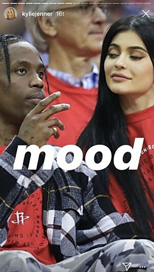 PÅ KAMP: Bildene er fra 2017, og viser eksparet på en baseballkamp. Foto: Skjermdump / Kylie Jenner PÅ KAMP: Bildene er fra 2017, og viser eksparet på en baseballkamp. Foto: Skjermdump / Kylie Jenner