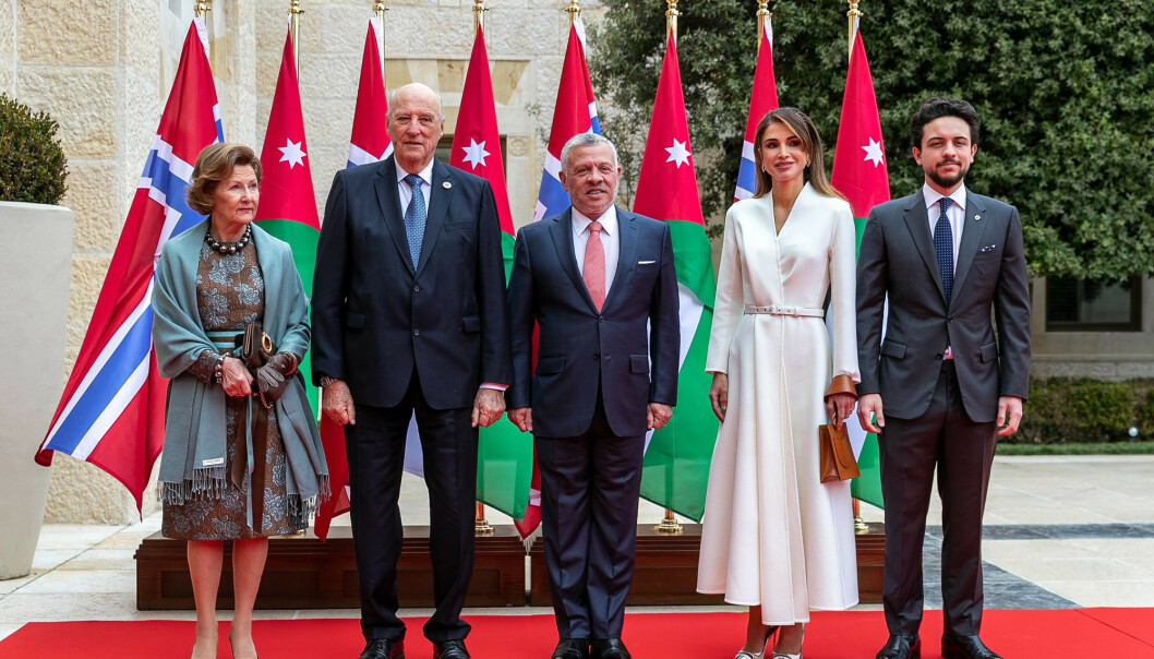I JORDAN: Fra. 2. til 4. mars er det norske kongeparet på statsbesøk i Jordan. Her er de med kong Abdullah og dronning Rania, samt kronprins Hussein. Foto: NTB Scanpix I JORDAN: Fra. 2. til 4. mars er det norske kongeparet på statsbesøk i Jordan. Her er de med kong Abdullah og dronning Rania, samt kronprins Hussein. Foto: NTB Scanpix