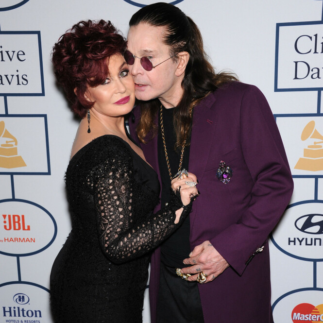 <strong>TURBULENT:</strong> Ekteskapet mellom Sharon og Ozzy Osbourne har vært svært turbulent. Rockerens mange sidesprang har spesielt vært en tung påkjenning. Foto: NTB scanpix <strong>TURBULENT:</strong> Ekteskapet mellom Sharon og Ozzy Osbourne har vært svært turbulent. Rockerens mange sidesprang har spesielt vært en tung påkjenning. Foto: NTB scanpix