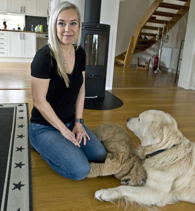 MÅ TA DET ROLIG: LQTS er en sykdom som ikke synes. Derfor forstår ikke alltid folk rundt at Mariella må være forsiktig med mat og søvn, og reagerer på høye lyder. FOTO: Arne Forsell MÅ TA DET ROLIG: LQTS er en sykdom som ikke synes. Derfor forstår ikke alltid folk rundt at Mariella må være forsiktig med mat og søvn, og reagerer på høye lyder. FOTO: Arne Forsell