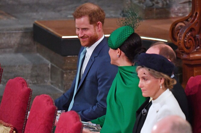LYKKELIGE: Prins Harry og Meghan smilte og lo til hverandre under Commonwealth Day Service i Westminster Abbey i mars. Dette var et av de siste offisielle oppdragene før de reiser tilbake til Canada. FOTO: NTB scanpix LYKKELIGE: Prins Harry og Meghan smilte og lo til hverandre under Commonwealth Day Service i Westminster Abbey i mars. Dette var et av de siste offisielle oppdragene før de reiser tilbake til Canada. FOTO: NTB scanpix