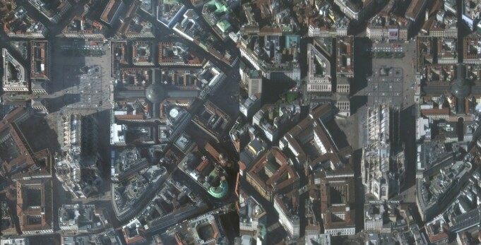 Milano sett fra oven. Bildet til venstre er tatt 22. januar 2020. Bildet til høyre er tatt 4. mars 2020. Foto: Maxar Milano sett fra oven. Bildet til venstre er tatt 22. januar 2020. Bildet til høyre er tatt 4. mars 2020. Foto: Maxar