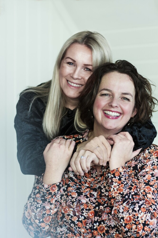 – Jeg visste allerede den kvelden at jeg kom til å trives, sier Ann Kristin Nilsen (bak) om det første møtet med fostersøster Maria Besseberg. FOTO: Astrid Waller – Jeg visste allerede den kvelden at jeg kom til å trives, sier Ann Kristin Nilsen (bak) om det første møtet med fostersøster Maria Besseberg. FOTO: Astrid Waller