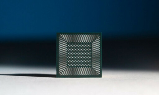 Her er brikken som kan gjøre tusenvis av hunder arbeidsløse. Foto: Time Herman/Intel Corporations Her er brikken som kan gjøre tusenvis av hunder arbeidsløse. Foto: Time Herman/Intel Corporations