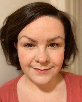 RÅD TIL NERVØSE: Jordmor Cathrine Skar-Dagestad råder gravide som gruer seg for å føde alene om å skrive et fødebrev. FOTO: Privat RÅD TIL NERVØSE: Jordmor Cathrine Skar-Dagestad råder gravide som gruer seg for å føde alene om å skrive et fødebrev. FOTO: Privat