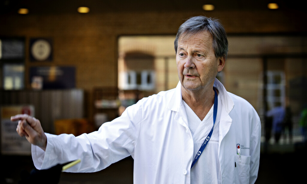 ROSER DE UNGE: Leder for Medisinsk intensiv Dag Jacobsen mener det er de unge kvinnene som jobber på Ullevål som vinner corona-slaget. Foto: Nina Hansen / DAGBLADET ROSER DE UNGE: Leder for Medisinsk intensiv Dag Jacobsen mener det er de unge kvinnene som jobber på Ullevål som vinner corona-slaget. Foto: Nina Hansen / DAGBLADET