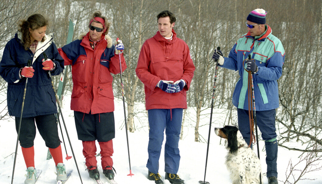 <strong>BESØK:</strong> Kronprinsesse Victoria av Sverige sammen med kongeparet og kronprins Haakon i 1995. Foto: NTB Scanpix <strong>BESØK:</strong> Kronprinsesse Victoria av Sverige sammen med kongeparet og kronprins Haakon i 1995. Foto: NTB Scanpix