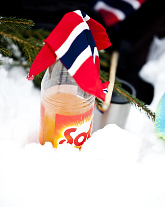 IDRETTSBRUS: Solo og det norske flagget fotografert i Holmenkollen under Ski-VM i 2011. Foto: Sara Johannessen/NTB Scanpix IDRETTSBRUS: Solo og det norske flagget fotografert i Holmenkollen under Ski-VM i 2011. Foto: Sara Johannessen/NTB Scanpix