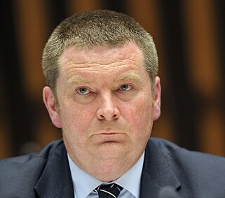 ADVRARER: Dr. Michael J. Ryan i WHO advarer mot å løfte tiltak uten å bevare kontrollen. Foto: AP Photo / Keystone / Martial Trezzini /NTB scanpix ADVRARER: Dr. Michael J. Ryan i WHO advarer mot å løfte tiltak uten å bevare kontrollen. Foto: AP Photo / Keystone / Martial Trezzini /NTB scanpix