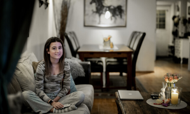 SKJERMET: Så langt har familien klart å skjerme Lea for corona-smitte. Foto: Bjørn Langsem/Dagbladet. SKJERMET: Så langt har familien klart å skjerme Lea for corona-smitte. Foto: Bjørn Langsem/Dagbladet.