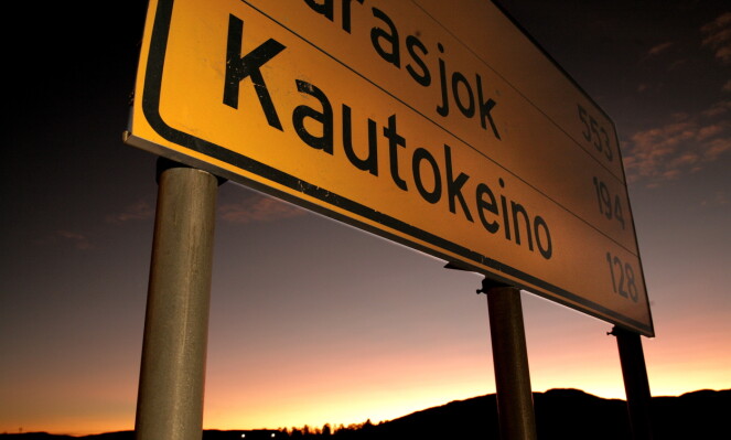 STORE AVSTANDER: Ordføreren påpeker at det er store avstander mellom byer og tettsteder i landets nordligste fylke, og er bekymret for at hjelpen kan være langt unna dersom krisa først kommer. Foto: Lars Eivind Bones / Dagbladet STORE AVSTANDER: Ordføreren påpeker at det er store avstander mellom byer og tettsteder i landets nordligste fylke, og er bekymret for at hjelpen kan være langt unna dersom krisa først kommer. Foto: Lars Eivind Bones / Dagbladet