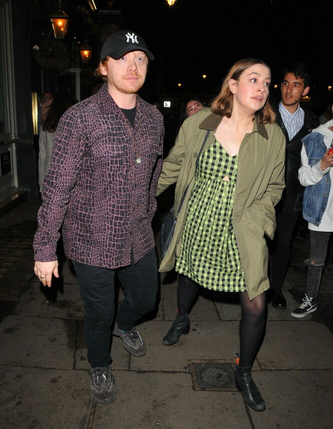 <strong>PAR:</strong> Rupert Grint og Georgia Groome avbildet i juni i fjor. Foto: Can Nguyen/REX <strong>PAR:</strong> Rupert Grint og Georgia Groome avbildet i juni i fjor. Foto: Can Nguyen/REX