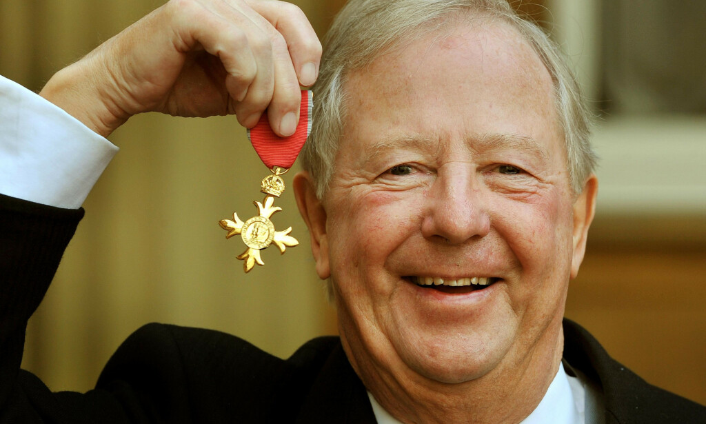 UTNEVNELSE: I 2011 fikk komikeren utnevnelsen OBE, som er på linje med St. Olavs orden her i Norge. Foto: NTB scanpix UTNEVNELSE: I 2011 fikk komikeren utnevnelsen OBE, som er på linje med St. Olavs orden her i Norge. Foto: NTB scanpix