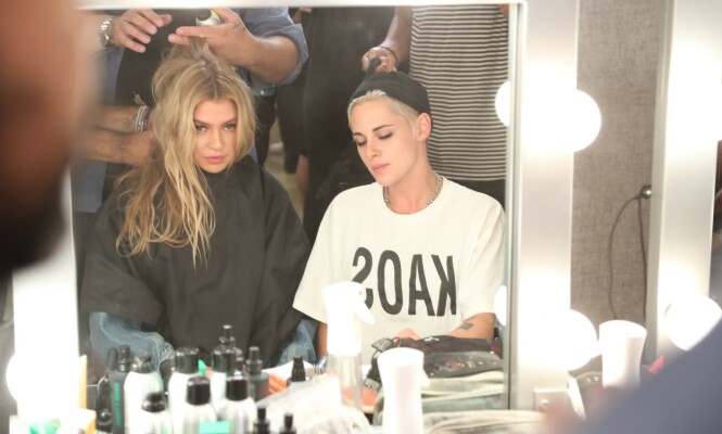 <strong>EKSKJÆRESTER:</strong> Kristen Stewart og Stella Maxwell var av og på i flere år før de i sommer gikk hver til sitt for godt. Her er de avbildet sammen i 2017. Foto: NTB Scanpix <strong>EKSKJÆRESTER:</strong> Kristen Stewart og Stella Maxwell var av og på i flere år før de i sommer gikk hver til sitt for godt. Her er de avbildet sammen i 2017. Foto: NTB Scanpix