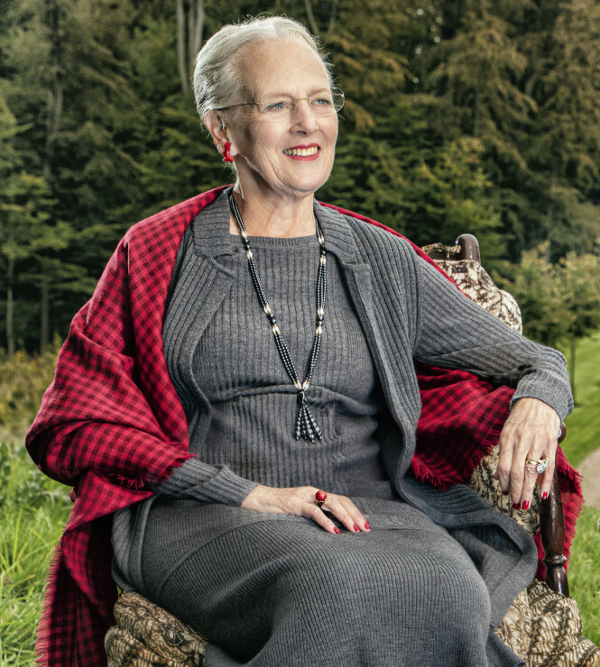 FLOTT: Nytt offisielt portrettfoto av dronning Margrethe ble sluppet i anledning 80-årsdagen i april 2020. FOTO: Per Morten Abrahamsen FLOTT: Nytt offisielt portrettfoto av dronning Margrethe ble sluppet i anledning 80-årsdagen i april 2020. FOTO: Per Morten Abrahamsen