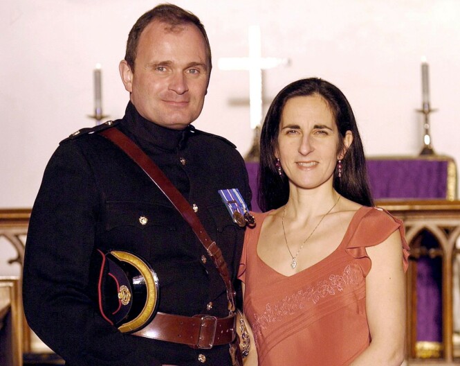 FIKK SPARKEN: Charles Ingram jobbet som offiser i den britiske hæren, og måtte ifølge britiske medier bøte med jobben da skandalen var et faktum. Foto: NTB Scanpix FIKK SPARKEN: Charles Ingram jobbet som offiser i den britiske hæren, og måtte ifølge britiske medier bøte med jobben da skandalen var et faktum. Foto: NTB Scanpix