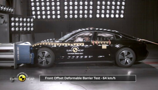 Porsche Taycan i kollisjonstest Porsche Taycan i kollisjonstest