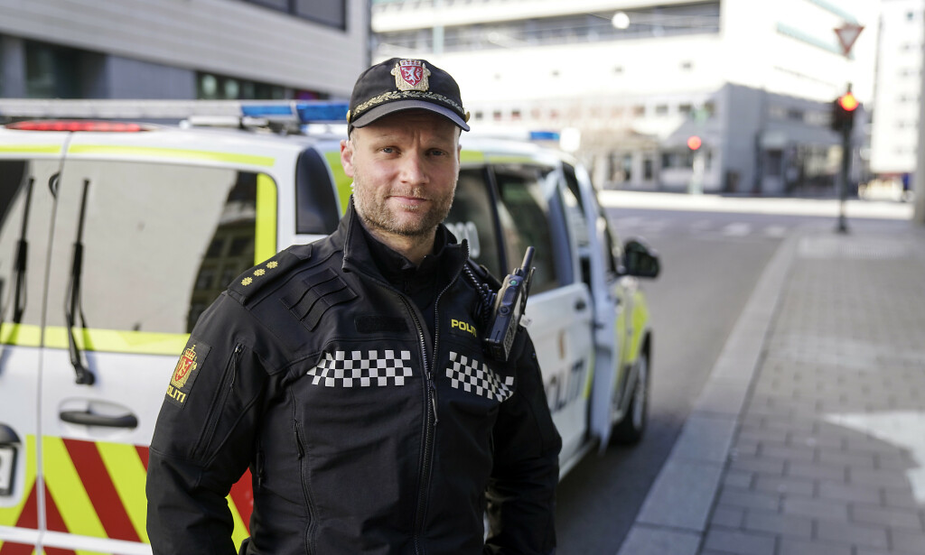 BRUTALT: Anders Ween er politibetjent og vare for hovedtillitsvalg ved enhet sentrum. Han forteller om mer brutal vold på gata i Oslo og at kollegaene nå tar høyde for at det er våpen involvert når de går inn i konflikter. Foto: Øistein Norum Monsen / Dagbladet BRUTALT: Anders Ween er politibetjent og vare for hovedtillitsvalg ved enhet sentrum. Han forteller om mer brutal vold på gata i Oslo og at kollegaene nå tar høyde for at det er våpen involvert når de går inn i konflikter. Foto: Øistein Norum Monsen / Dagbladet