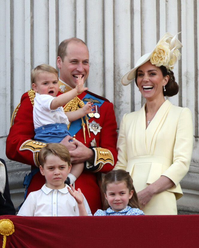 <strong>TREBARNSFORELDRE:</strong> Hertuginne Kate og prins William synes det fungerer fint med hjemmeskole for barna sine. Foto: NTB Scanpix <strong>TREBARNSFORELDRE:</strong> Hertuginne Kate og prins William synes det fungerer fint med hjemmeskole for barna sine. Foto: NTB Scanpix