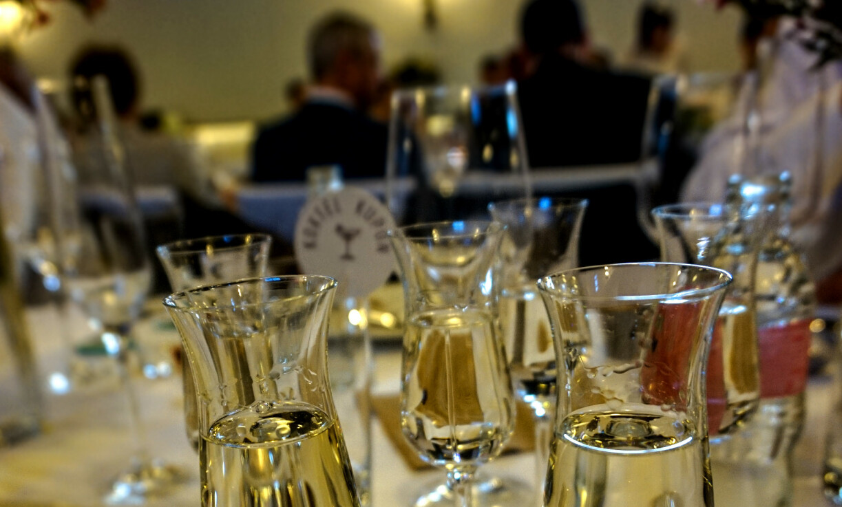 MANGE NAVN: Eau de Vie produseres i en rekke land under forskjellig navn, hvorav tysk schnaps eller ungarsk Pálinka nok er de mest kjente. Foto: Shutterstock/NTB Scanpix MANGE NAVN: Eau de Vie produseres i en rekke land under forskjellig navn, hvorav tysk schnaps eller ungarsk Pálinka nok er de mest kjente. Foto: Shutterstock/NTB Scanpix