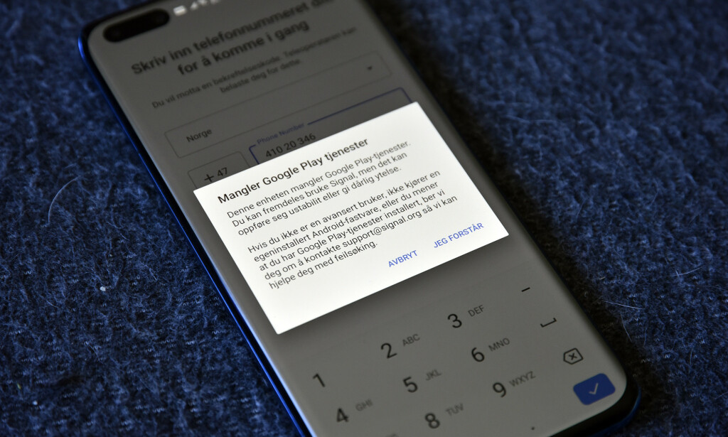Fra Signal får vi beskjed om at appen kan oppføre seg ustabilt og gi dårlig ytelse uten Google play-tjenester. Foto: Pål Joakim Pollen Fra Signal får vi beskjed om at appen kan oppføre seg ustabilt og gi dårlig ytelse uten Google play-tjenester. Foto: Pål Joakim Pollen