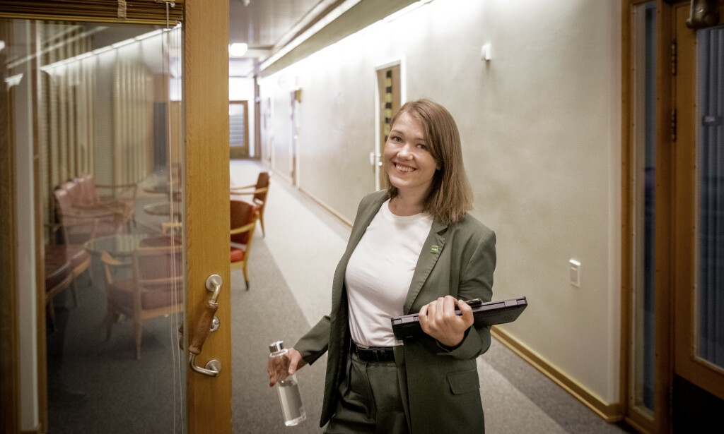 GLEDER SEG: Une Bastholm tror det er bra at det nå vil være avklart hvem som har det øverste ansvaret i MDG. Foto: Bjørn Langsem GLEDER SEG: Une Bastholm tror det er bra at det nå vil være avklart hvem som har det øverste ansvaret i MDG. Foto: Bjørn Langsem