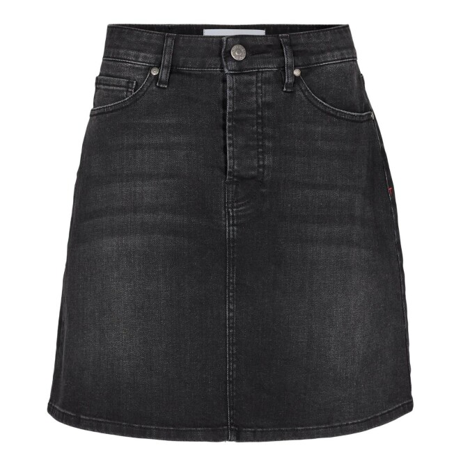 Tomorrow Denim via Moniker.no, kr 1399 Tomorrow Denim via Moniker.no, kr 1399
