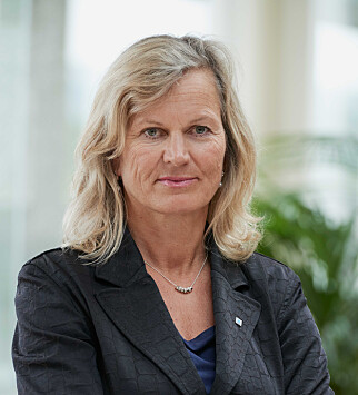 REDDE ARBEIDSPLASSER: Kristin Krohn Devold er klar på at kranene må åpnes første uka i mai. Foto: NHO Reiseliv REDDE ARBEIDSPLASSER: Kristin Krohn Devold er klar på at kranene må åpnes første uka i mai. Foto: NHO Reiseliv