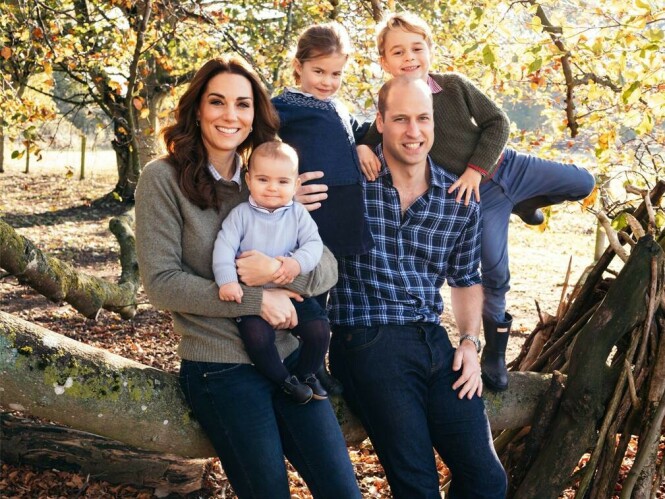 FIN FAMILIE: Hertuginne Kate og prins William har fått barna prins George, prinsesse Charlotte og prins Louis i løpet av de siste seks årene. FOTO: NTB scanpix FIN FAMILIE: Hertuginne Kate og prins William har fått barna prins George, prinsesse Charlotte og prins Louis i løpet av de siste seks årene. FOTO: NTB scanpix