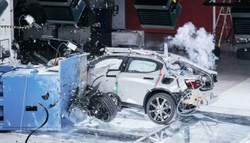 Nå kommer Polestar med bilkrasj-basseng: - Livsfarlig uten Nå kommer Polestar med bilkrasj-basseng: - Livsfarlig uten