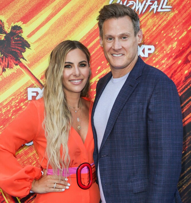 BLIR FORELDRE: Ekteparet Tracey Kurland og Trevor Engelson venter sitt første barn denne høsten. Her fra en filmpremiere i Los Angeles sommeren 2019. FOTO: NTB scanpix BLIR FORELDRE: Ekteparet Tracey Kurland og Trevor Engelson venter sitt første barn denne høsten. Her fra en filmpremiere i Los Angeles sommeren 2019. FOTO: NTB scanpix