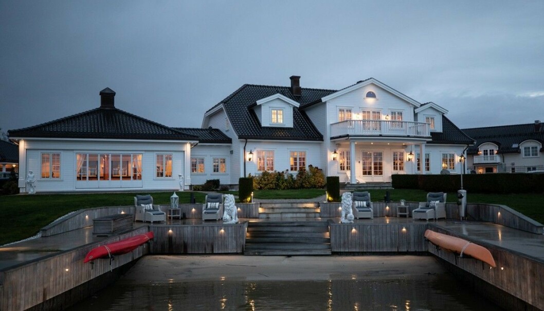 <strong>- PÅKOSTET:</strong> Eiendommen består blant annet egen strandlinje og privat bryggeanlegg. Totalprisen er over 70 millioner kroner. Foto: Breakfast <strong>- PÅKOSTET:</strong> Eiendommen består blant annet egen strandlinje og privat bryggeanlegg. Totalprisen er over 70 millioner kroner. Foto: Breakfast