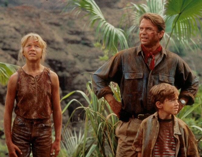 <strong>BARNESTJERNE:</strong> Her er Ariana Richards avbildet sammen med Sam Neill og Joseph Mazello i filmen «Jurassic Park» fra 1993. Foto: NTB Scanpix <strong>BARNESTJERNE:</strong> Her er Ariana Richards avbildet sammen med Sam Neill og Joseph Mazello i filmen «Jurassic Park» fra 1993. Foto: NTB Scanpix