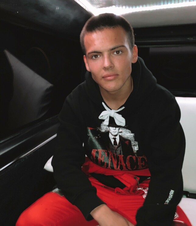 - DUMT: Noah Vasstrand samlet russegjengen i vanen natt til 1. mai. Det mener han kanskje at var litt dumt nå i retrospekt. Foto: Privat - DUMT: Noah Vasstrand samlet russegjengen i vanen natt til 1. mai. Det mener han kanskje at var litt dumt nå i retrospekt. Foto: Privat