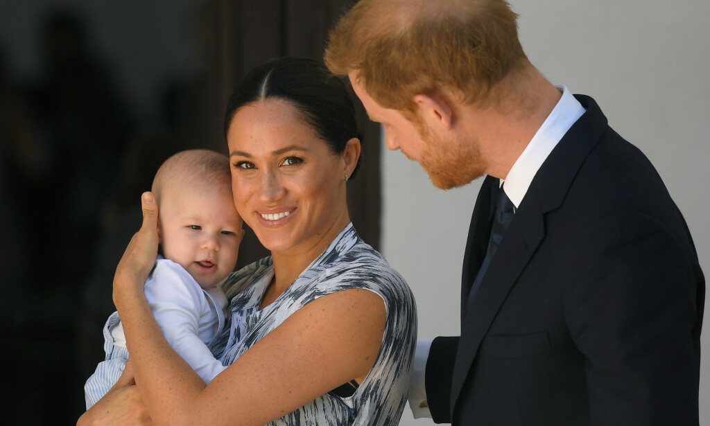 STOR GUTT: Harry og Meghan viste frem lille Archie i september i fjor da familien var i Sør-Afrika. Foto: NTB Scanpix STOR GUTT: Harry og Meghan viste frem lille Archie i september i fjor da familien var i Sør-Afrika. Foto: NTB Scanpix