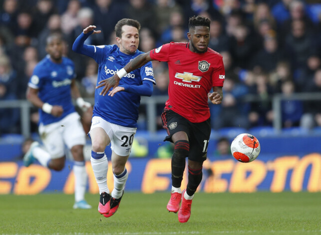 I FARTA: Fred har begynt å skinne i United-drakta. Her i kamp mot Everton på Goodison Park 1. mars. Foto: NTB scanpix I FARTA: Fred har begynt å skinne i United-drakta. Her i kamp mot Everton på Goodison Park 1. mars. Foto: NTB scanpix