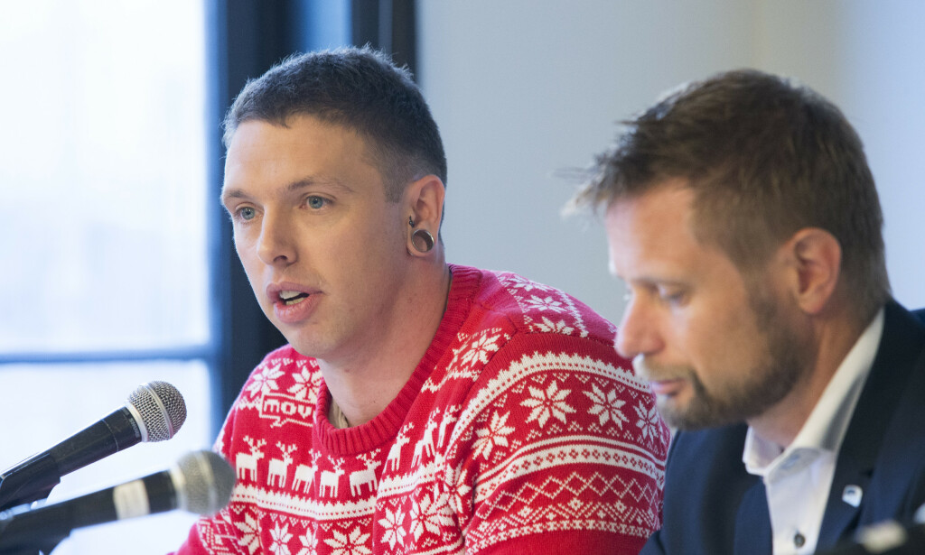 - NEGATIVT: Daglig leder Kenneth Arctander Johansen i Rusmisbrukernes Interesseorganisasjon (RIO) frykter at stive hasjpriser vil føre til brukere søker seg til andre rusmidler. Her med helse- og omsorgsminister Bent Høie (H) i 2016. Foto: Terje Bendiksby / NTB scanpix - NEGATIVT: Daglig leder Kenneth Arctander Johansen i Rusmisbrukernes Interesseorganisasjon (RIO) frykter at stive hasjpriser vil føre til brukere søker seg til andre rusmidler. Her med helse- og omsorgsminister Bent Høie (H) i 2016. Foto: Terje Bendiksby / NTB scanpix