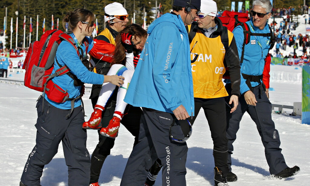 KOLLAPSET: Petra Majdic besvimte etter OL-bronsen i 2010.
Foto: ARNT E. FOLVIK KOLLAPSET: Petra Majdic besvimte etter OL-bronsen i 2010.
Foto: ARNT E. FOLVIK