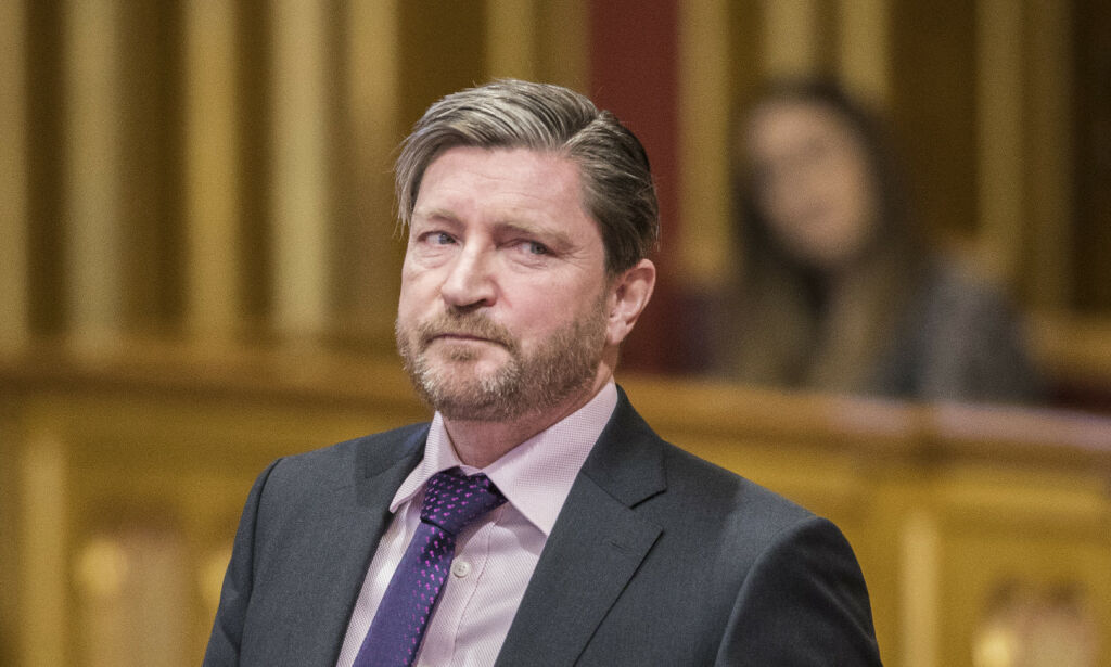 image: Såret Tybring-Gjedde forlot stortingssalen