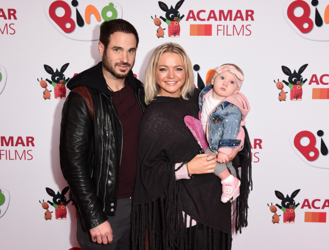 SAMLET: Her er Hannah Spearritt sammen med forloveden Adam Thomas og dattera. Foto: NTB Scanpix SAMLET: Her er Hannah Spearritt sammen med forloveden Adam Thomas og dattera. Foto: NTB Scanpix
